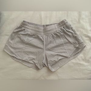 Lululemon Hotty Hot Low-Rise Lined 4” Short- Size 8